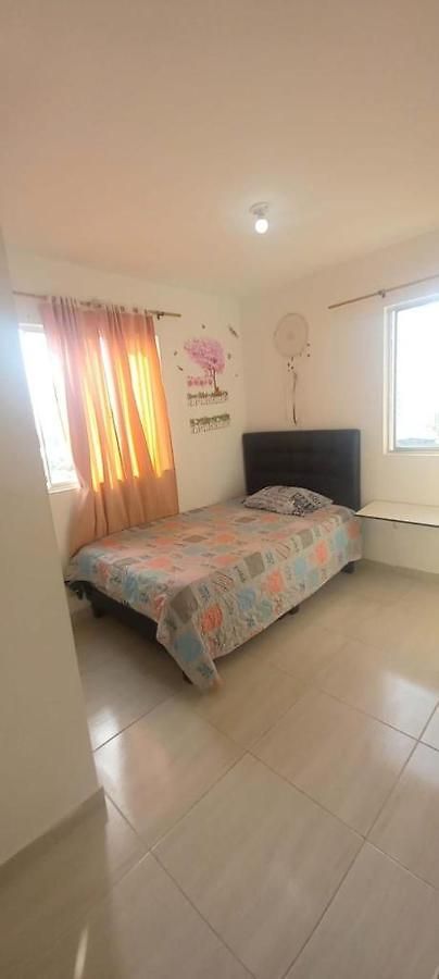 Apartamento Espectacular Amoblado, De Indias. Cerca Al Mar, Muy Central. *
