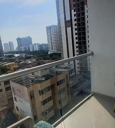 Apartamento Espectacular Amoblado, De Indias. Cerca Al Mar, Muy Central. Cartagena